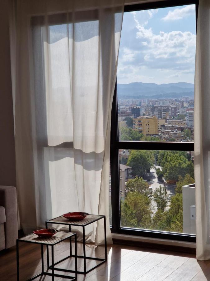 Red & White Palace Apartment Tiranë Eksteriør bilde